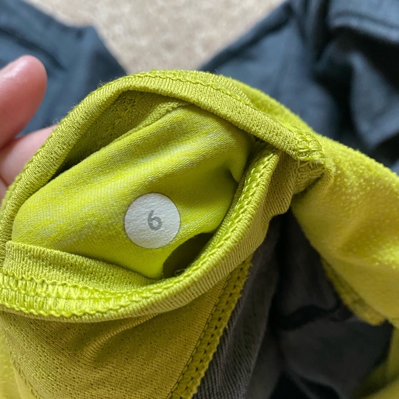 Lululemon pants🤍6 - Picture 4 of 5
